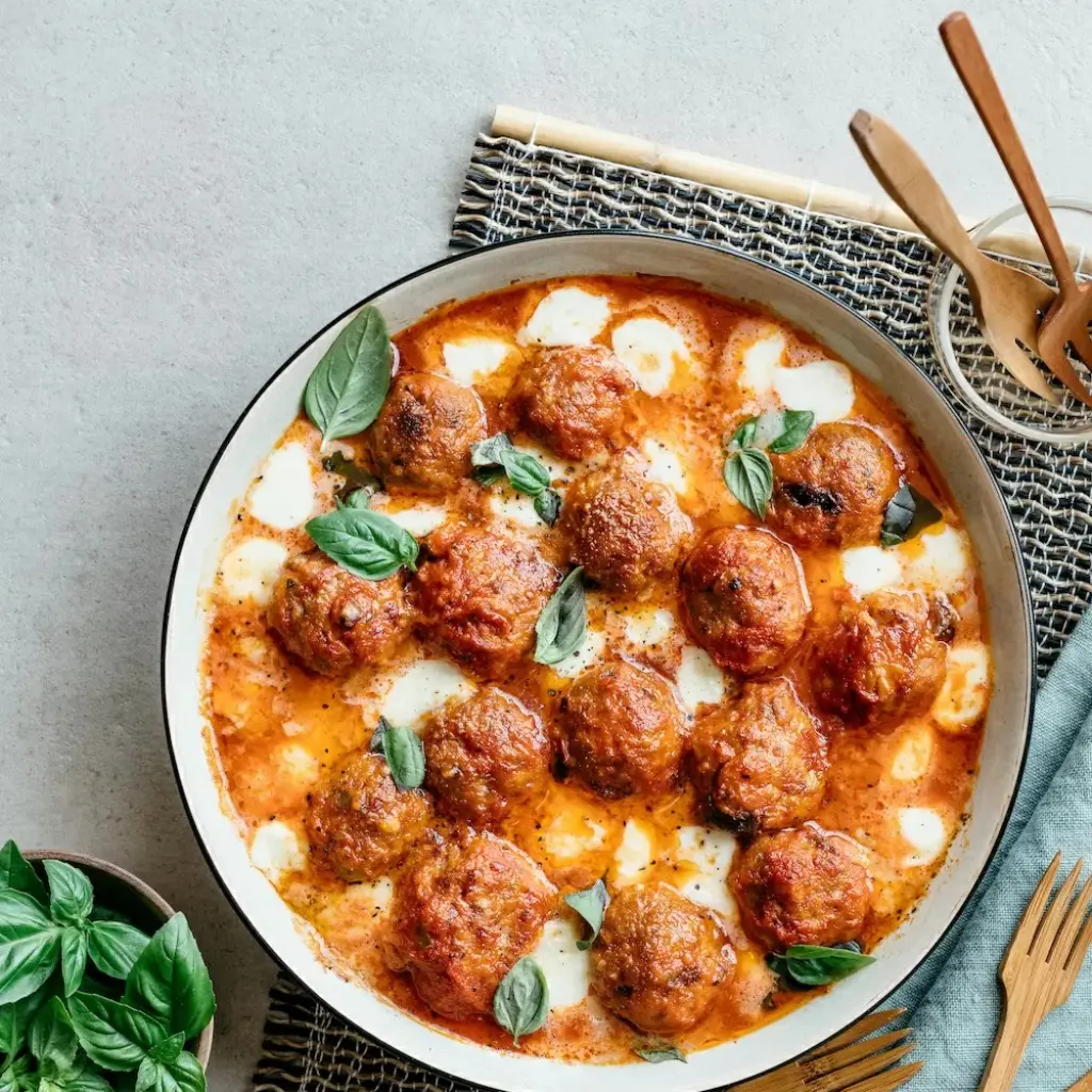 Polpette Della Tradizione Fritta Con Formaggio Fuso